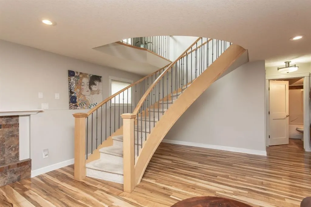 131 Isherwood Close