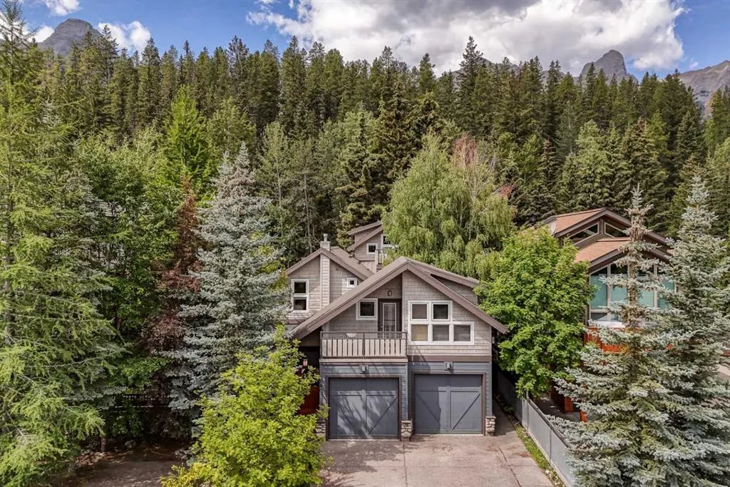 140 Rundle Crescent