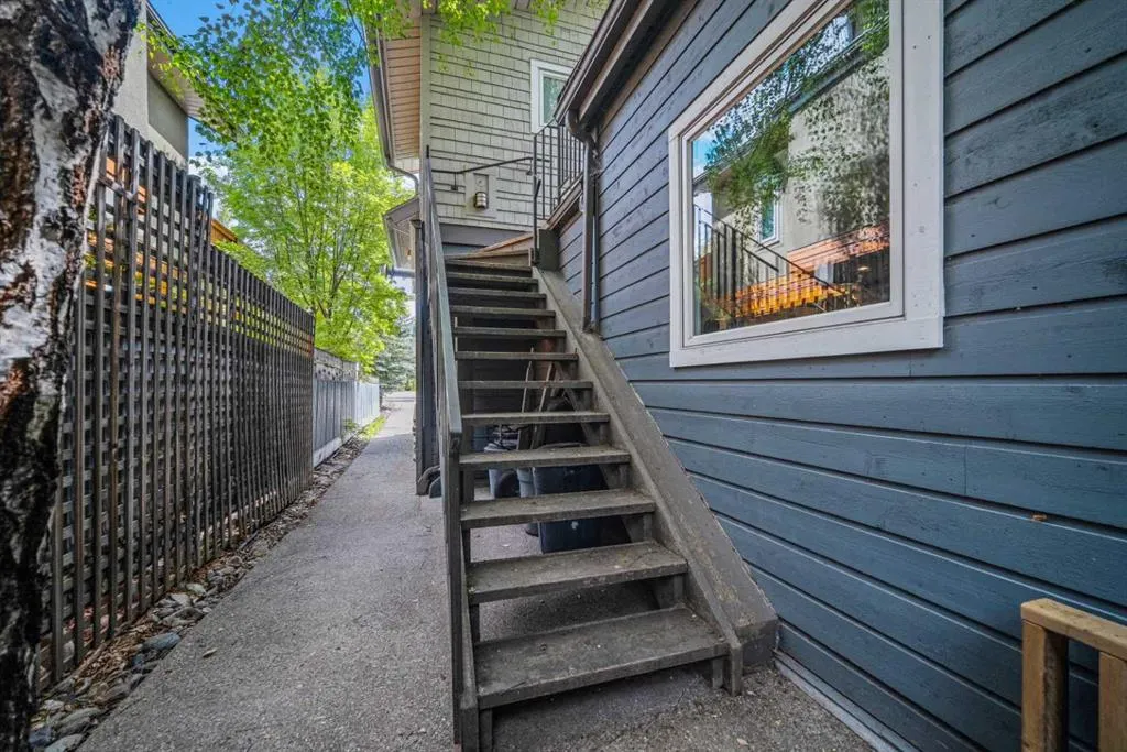 140 Rundle Crescent