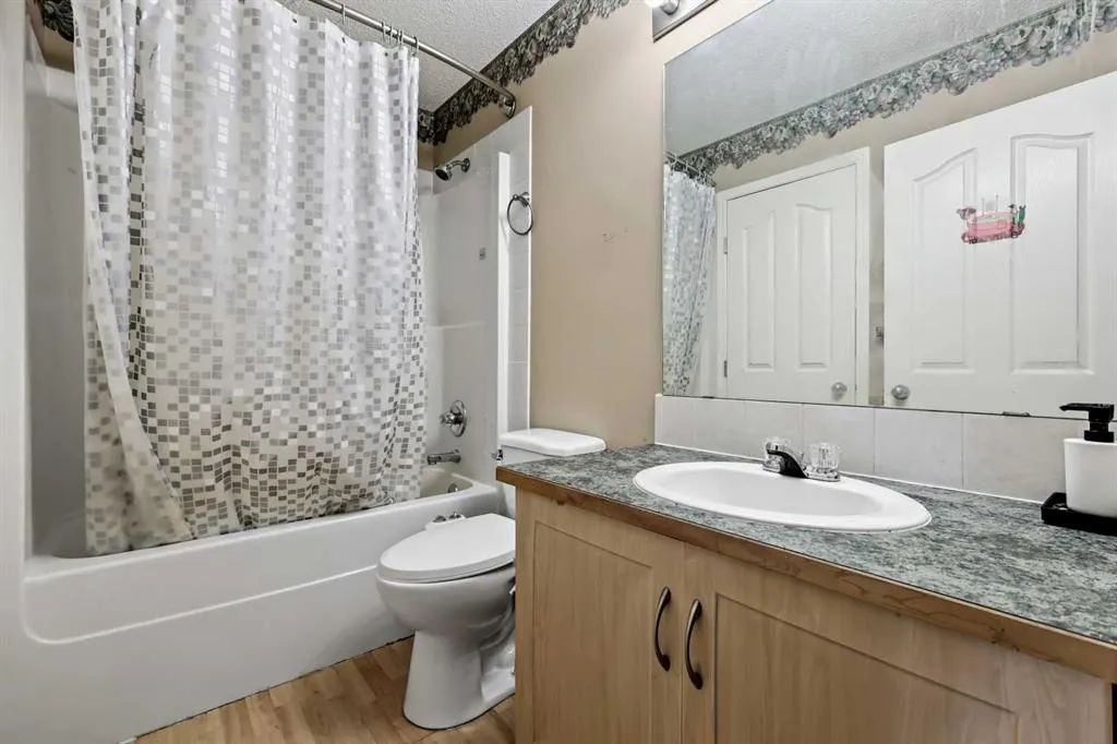 111 Tarawood Lane NE, #1304