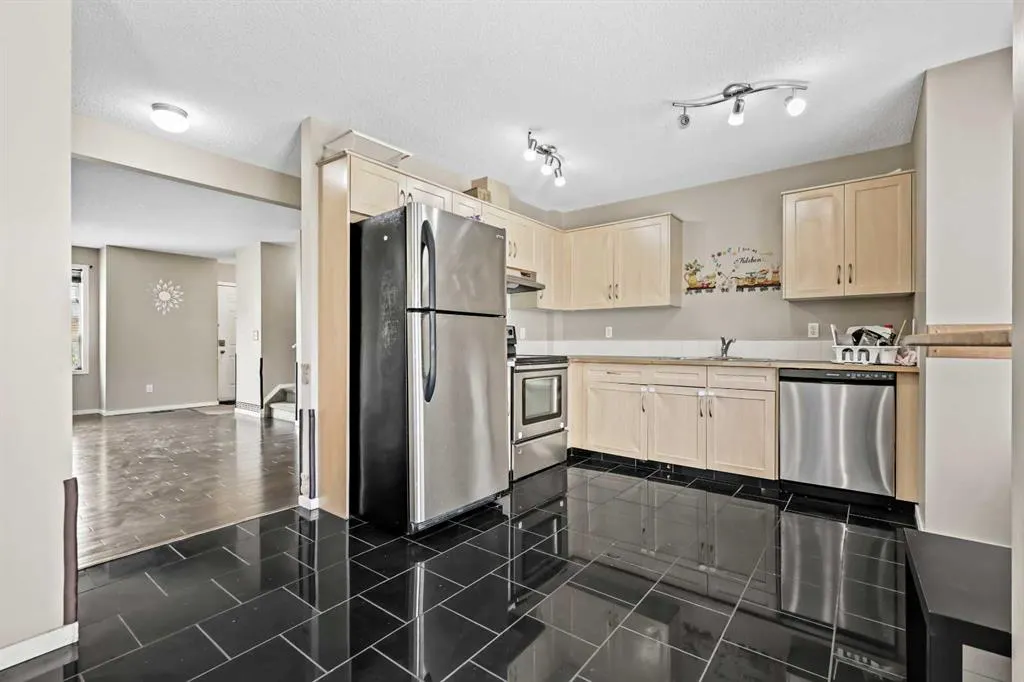 111 Tarawood Lane NE, #1304