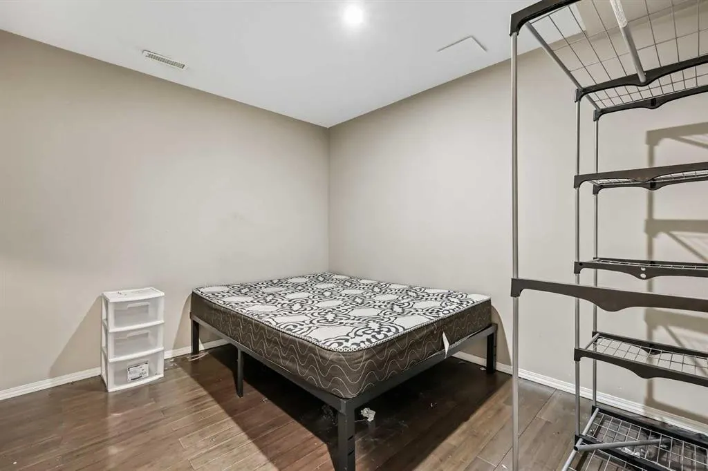 111 Tarawood Lane NE, #1304