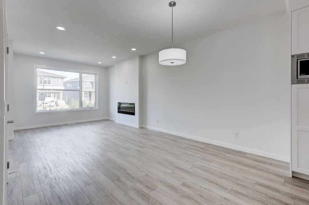 116 Herron Walk NE