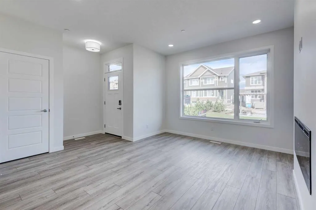 116 Herron Walk NE