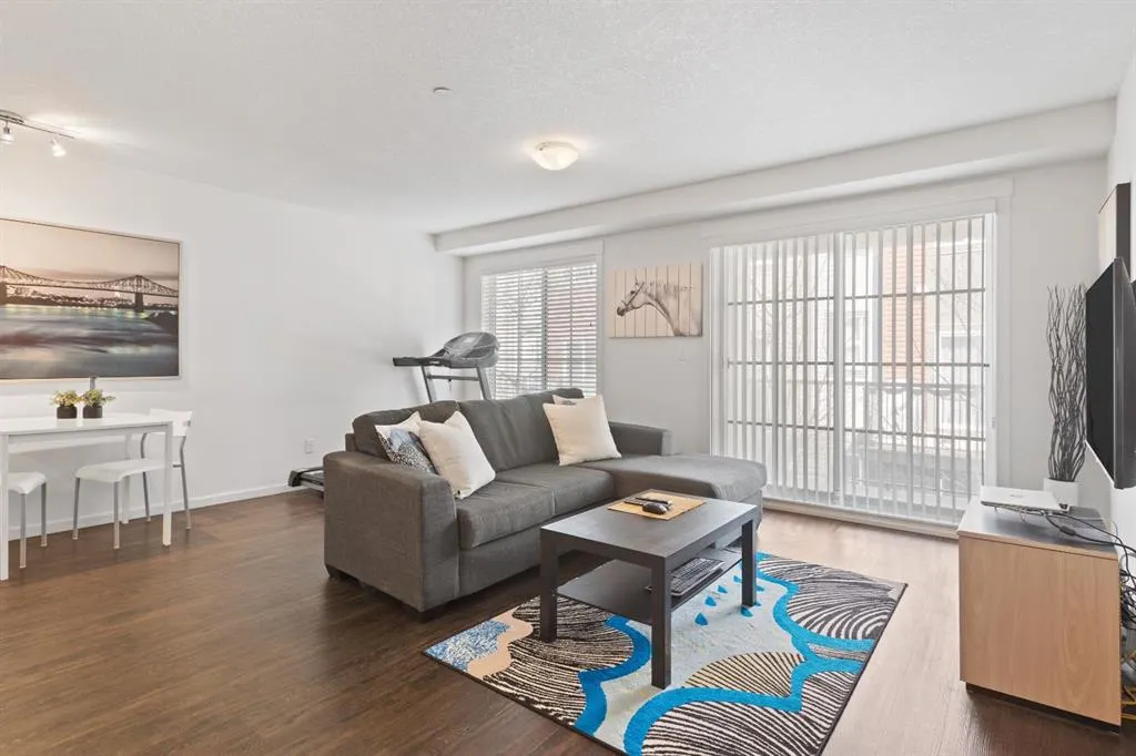 99 Copperstone Park SE, #2209