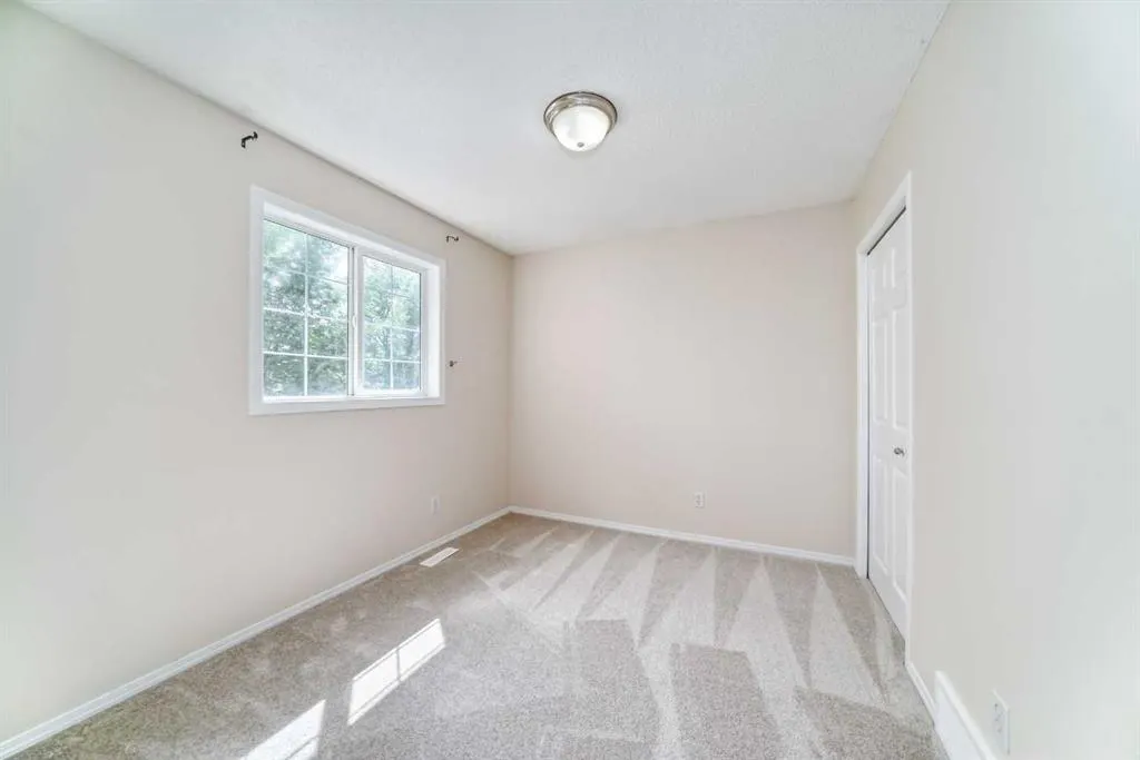 106 Saddletree Drive NE
