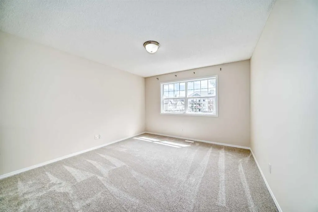 106 Saddletree Drive NE