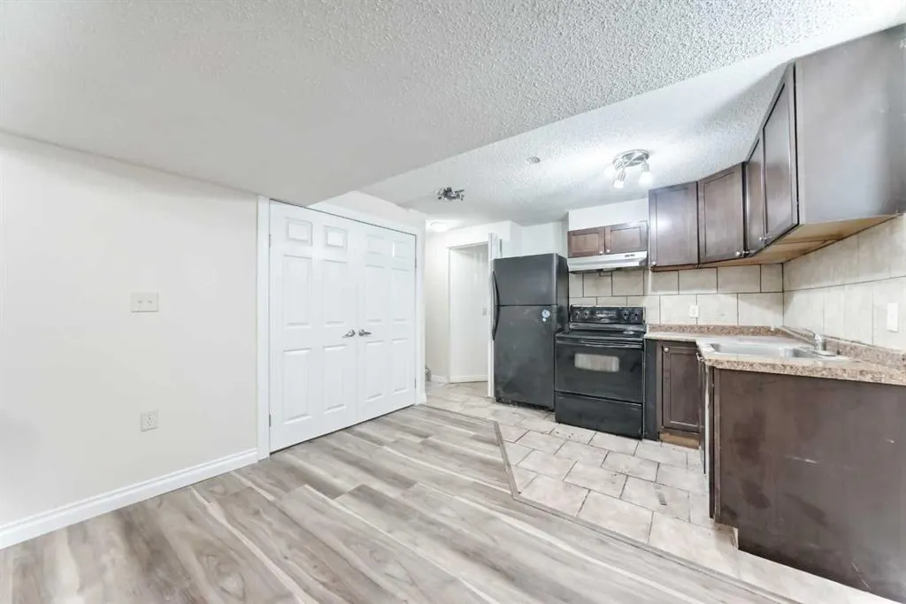106 Saddletree Drive NE