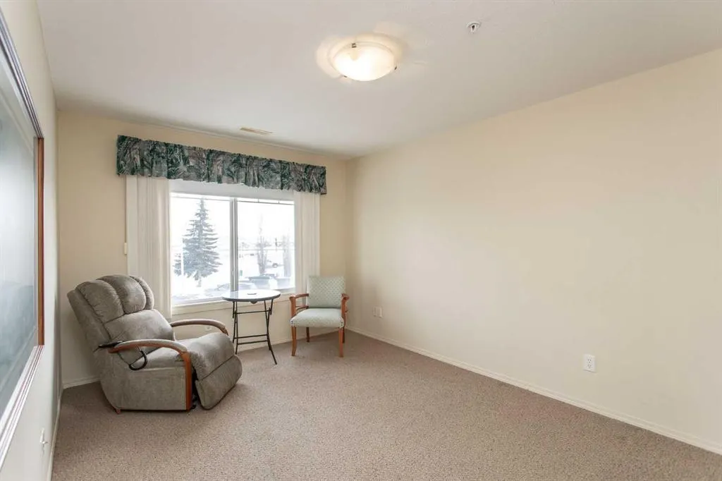 4425 Heritage Way, #207