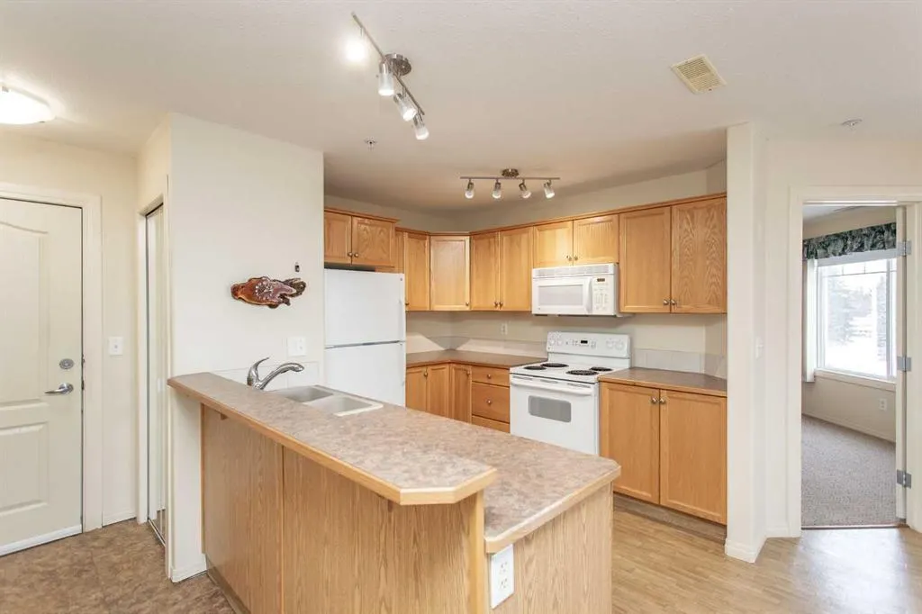 4425 Heritage Way, #207