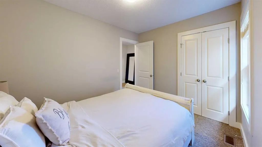 198 Mahogany Passage SE