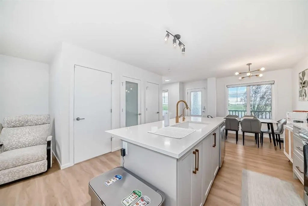 357 Skyview Parkway NE