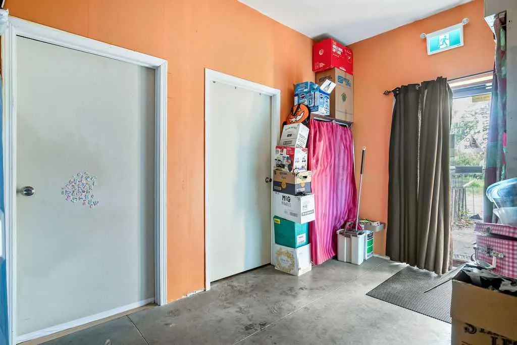 133 5th Avenue SW