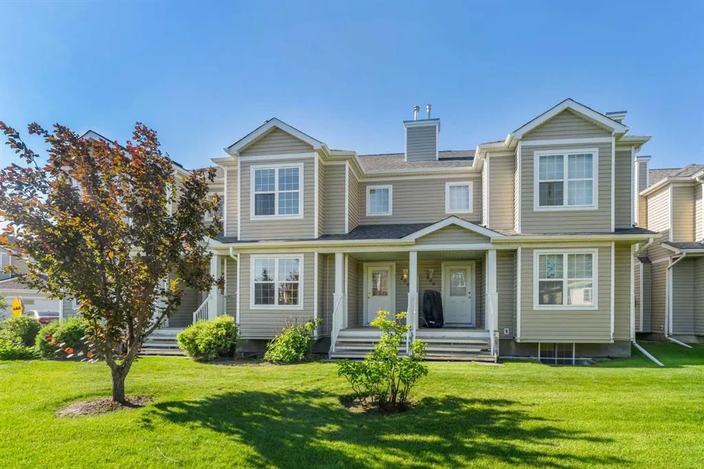 7707 Martha's Haven Park NE, #200