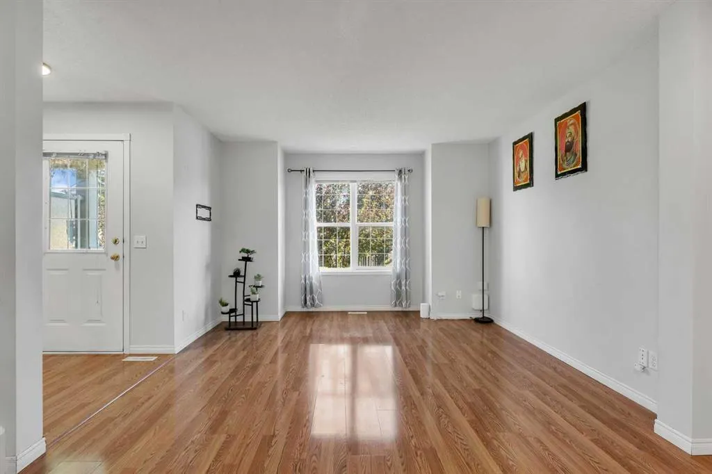 7707 Martha's Haven Park NE, #200