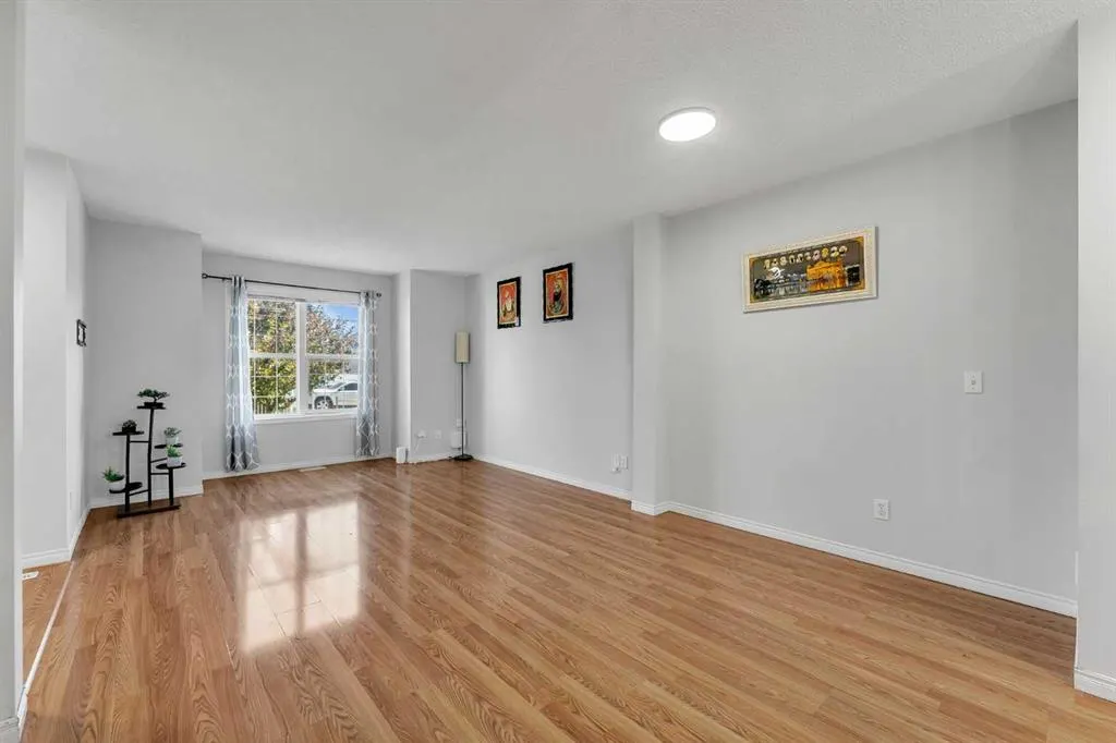 7707 Martha's Haven Park NE, #200