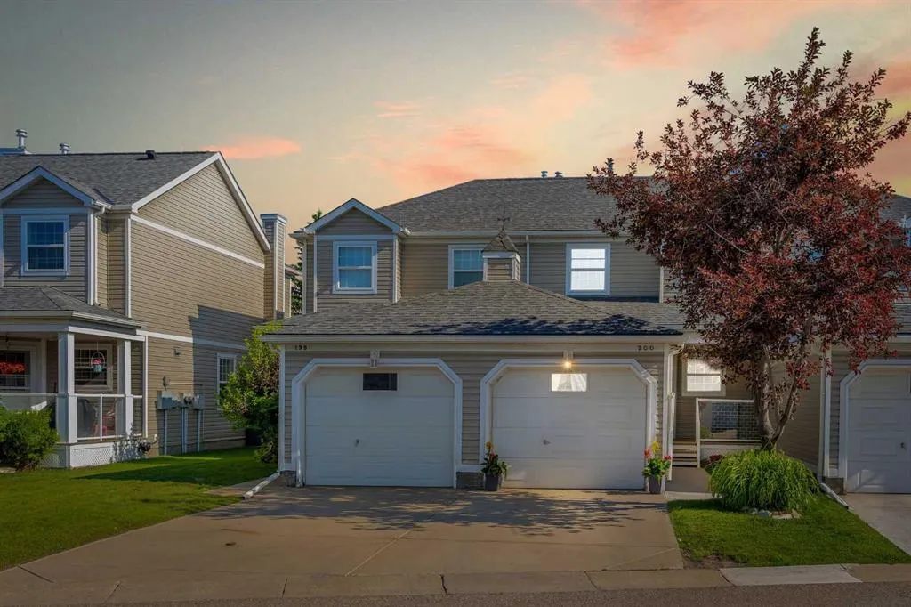 7707 Martha's Haven Park NE, #200