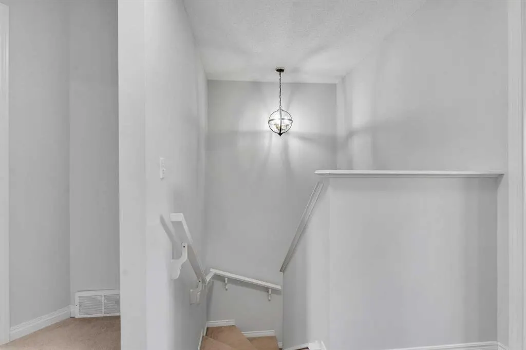 7707 Martha's Haven Park NE, #200