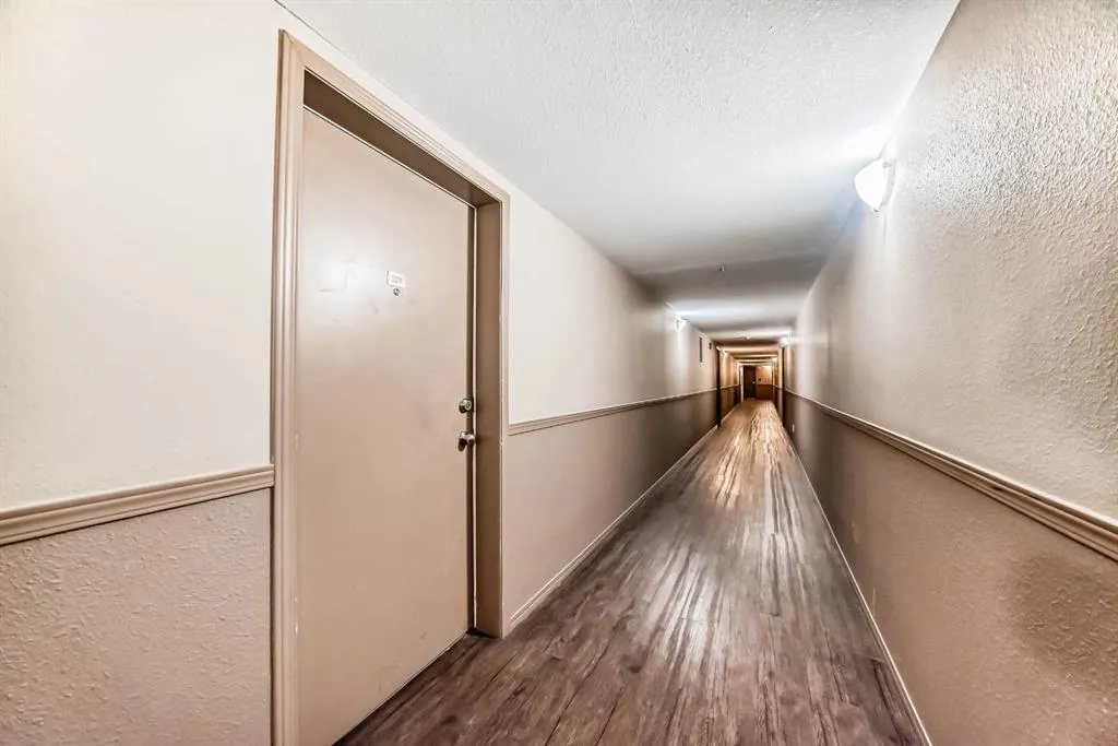 60 Panatella Street NW, #3211