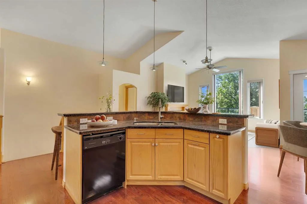 1069 Panorama Hills Landing NW
