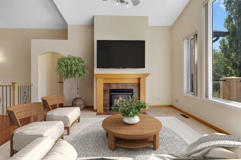 1069 Panorama Hills Landing NW