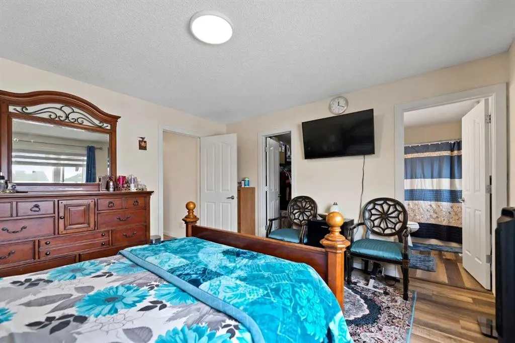 213 Saddlecrest Place