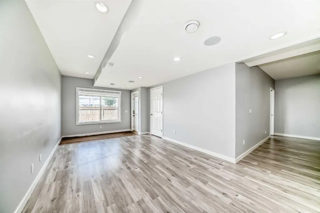 172 SPRINGMERE Grove