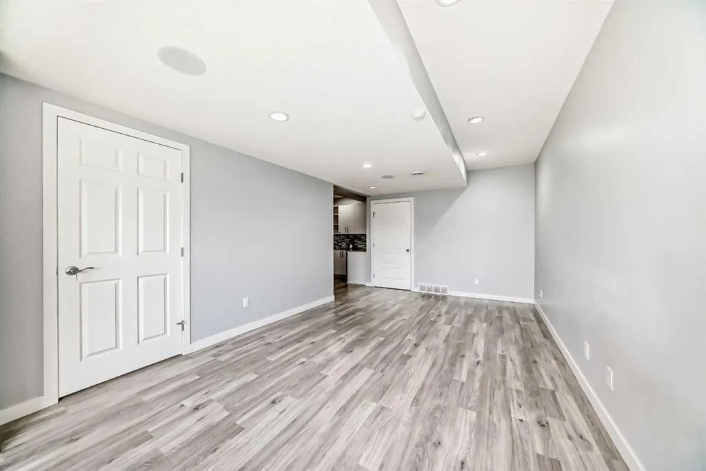172 SPRINGMERE Grove