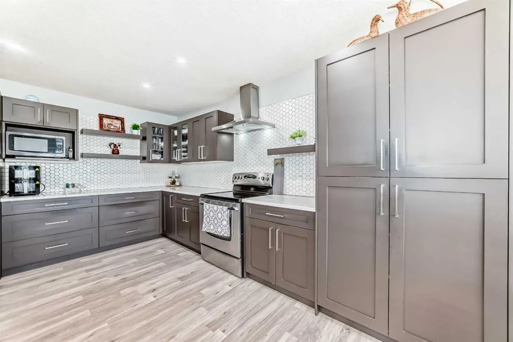 172 SPRINGMERE Grove