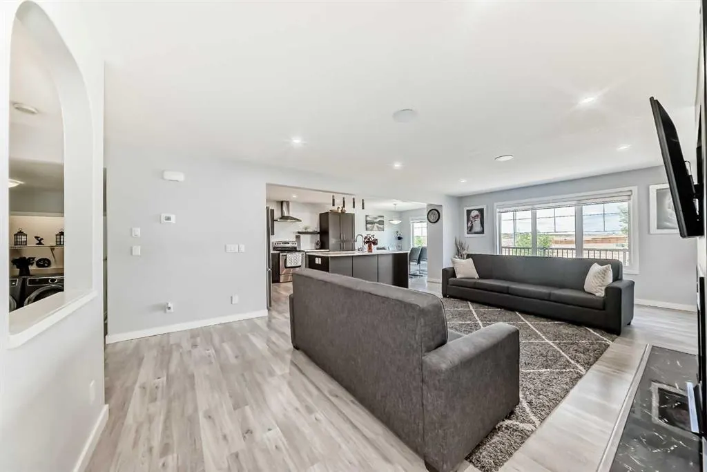 172 SPRINGMERE Grove