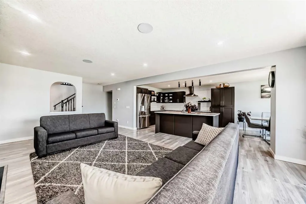 172 SPRINGMERE Grove