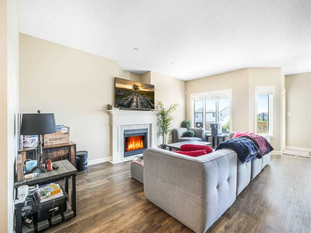 958 Morris Way
