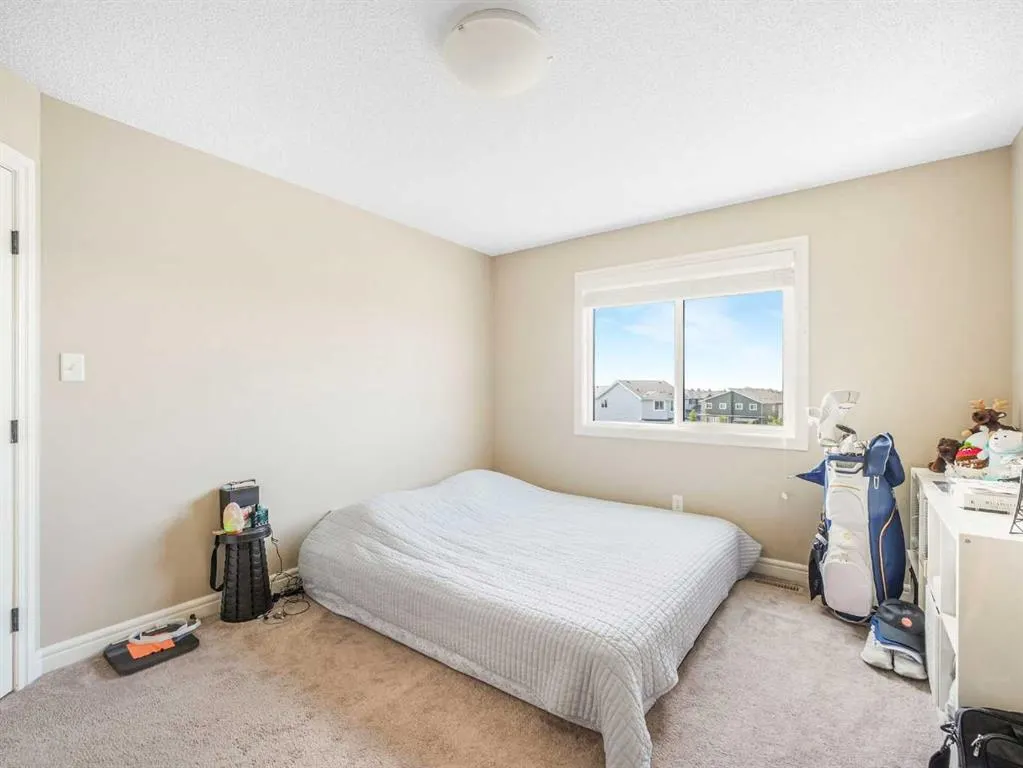 958 Morris Way