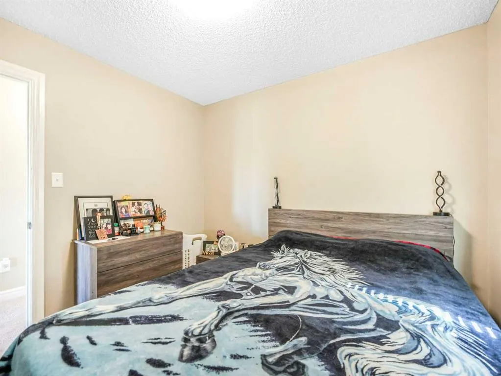 958 Morris Way