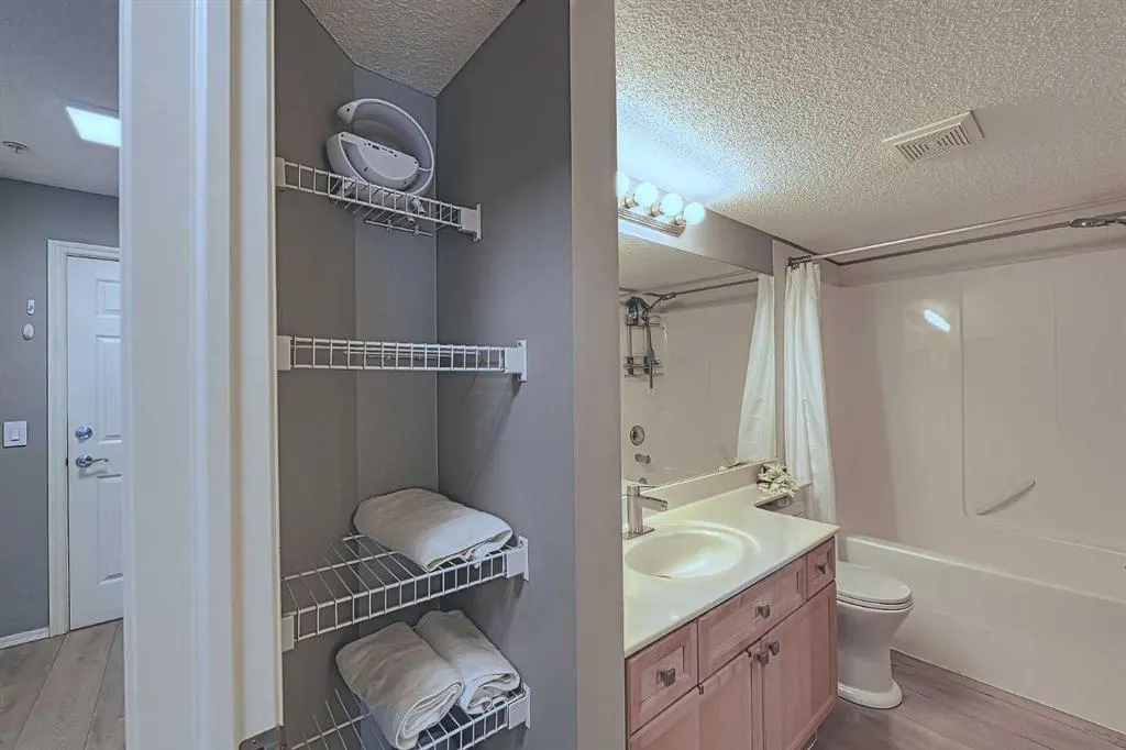 950 Arbour Lake Road NW, #2115