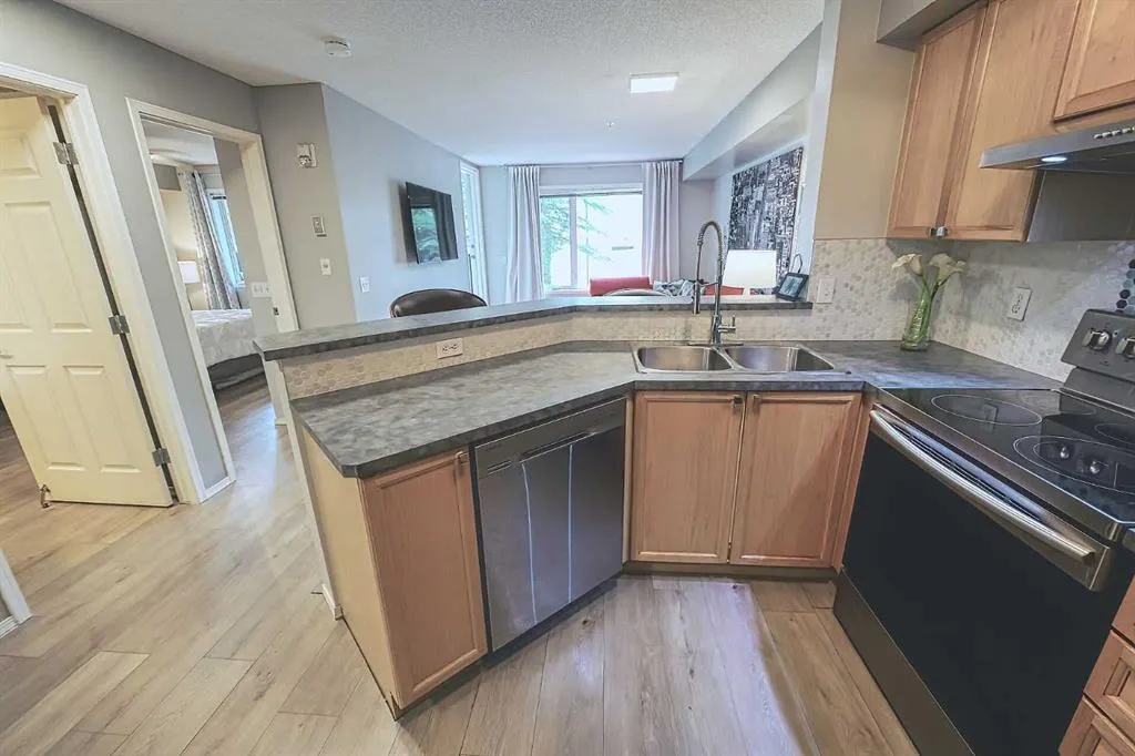 950 Arbour Lake Road NW, #2115