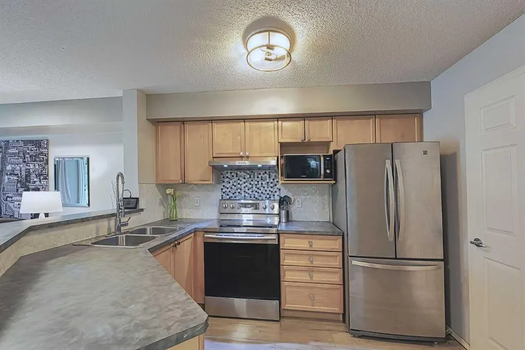 950 Arbour Lake Road NW, #2115