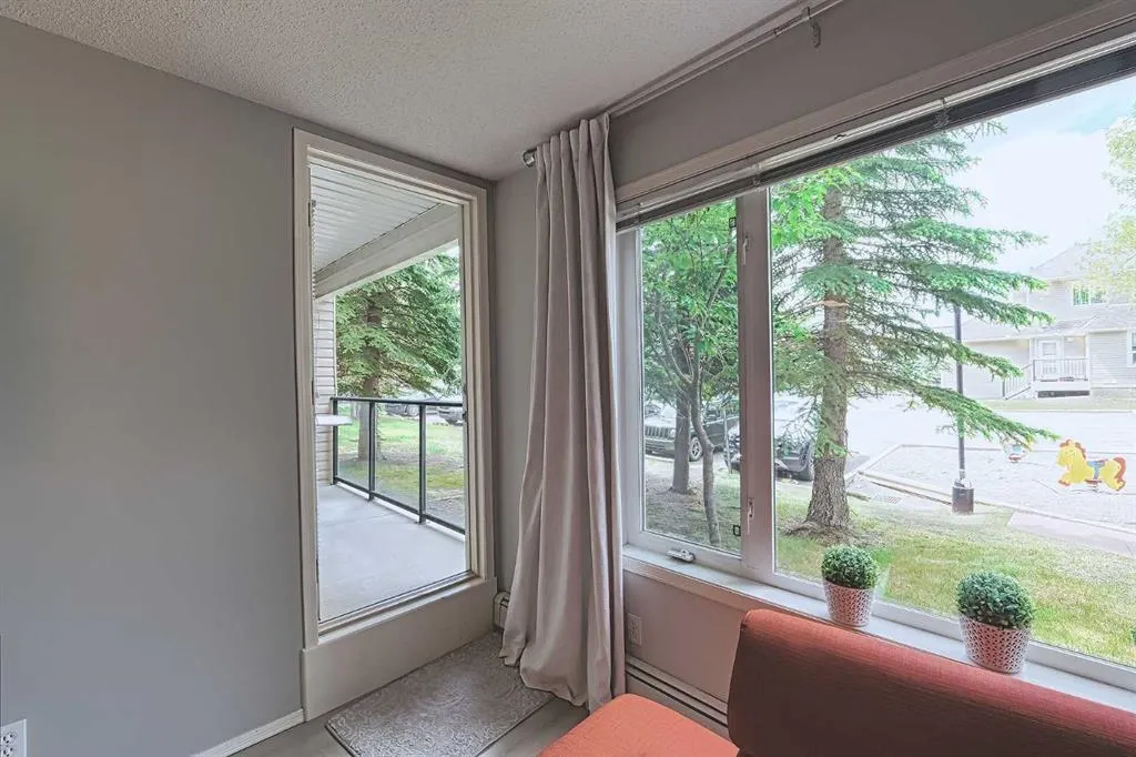 950 Arbour Lake Road NW, #2115