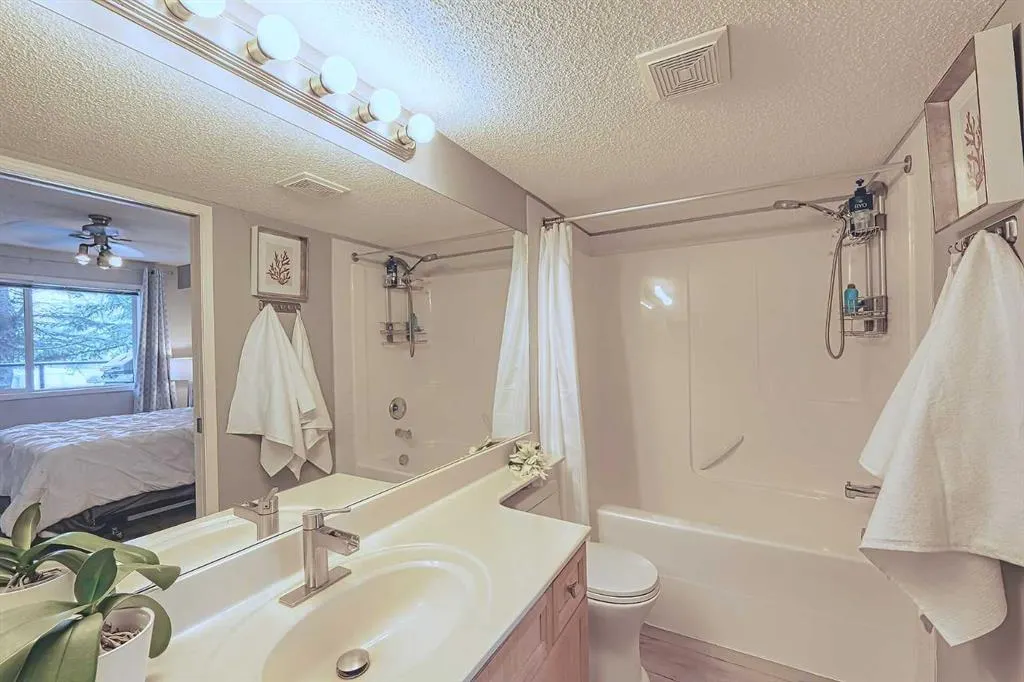 950 Arbour Lake Road NW, #2115