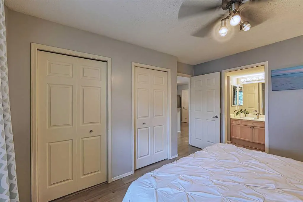 950 Arbour Lake Road NW, #2115