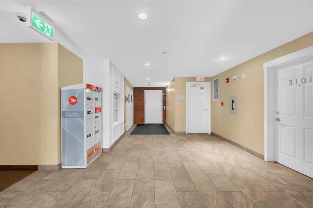 279 Copperpond Common SE, #3105