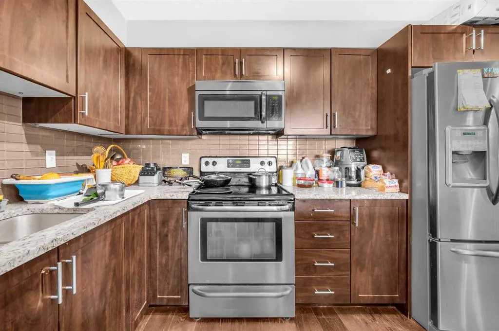 279 Copperpond Common SE, #3105
