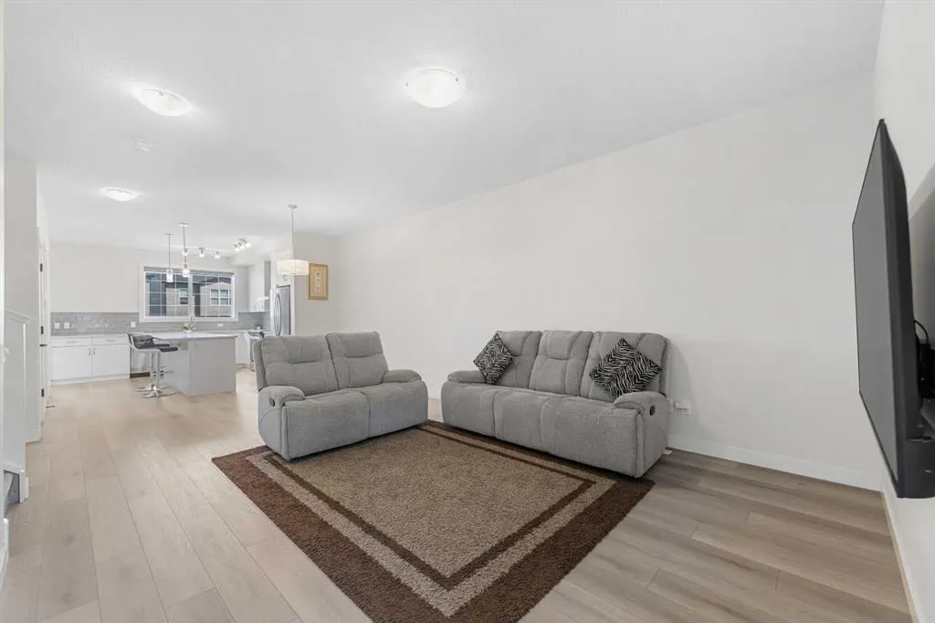 260 Cornerbrook Drive NE