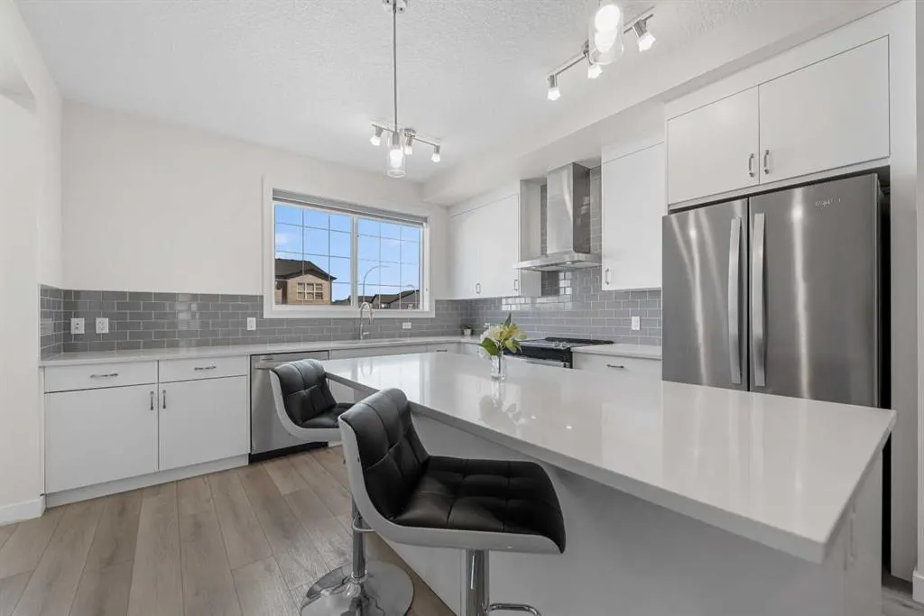 260 Cornerbrook Drive NE