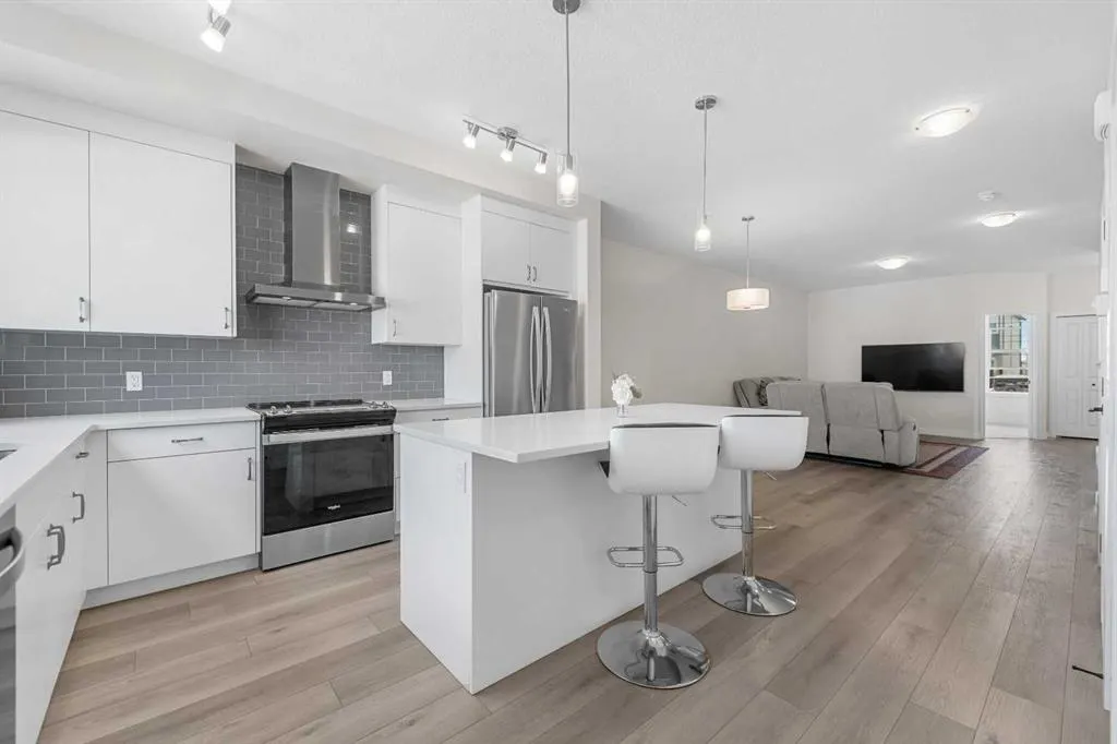 260 Cornerbrook Drive NE