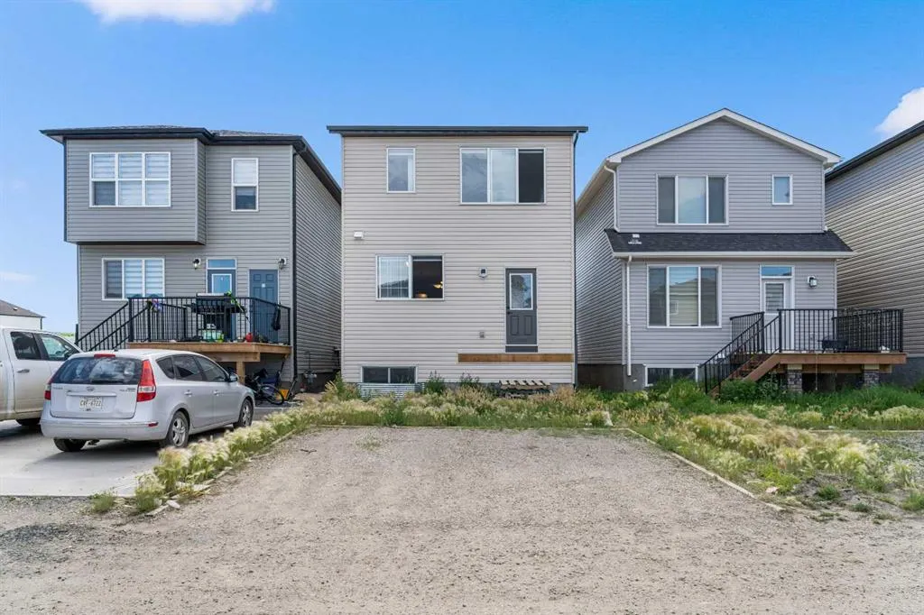 260 Cornerbrook Drive NE