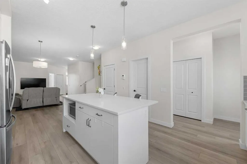260 Cornerbrook Drive NE