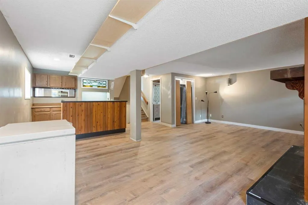 55 Strathcona Close