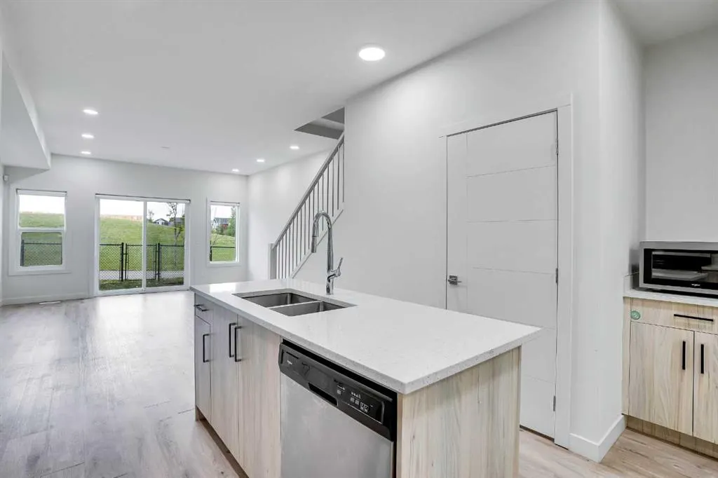 116 Saddlestone Heath NE, #106