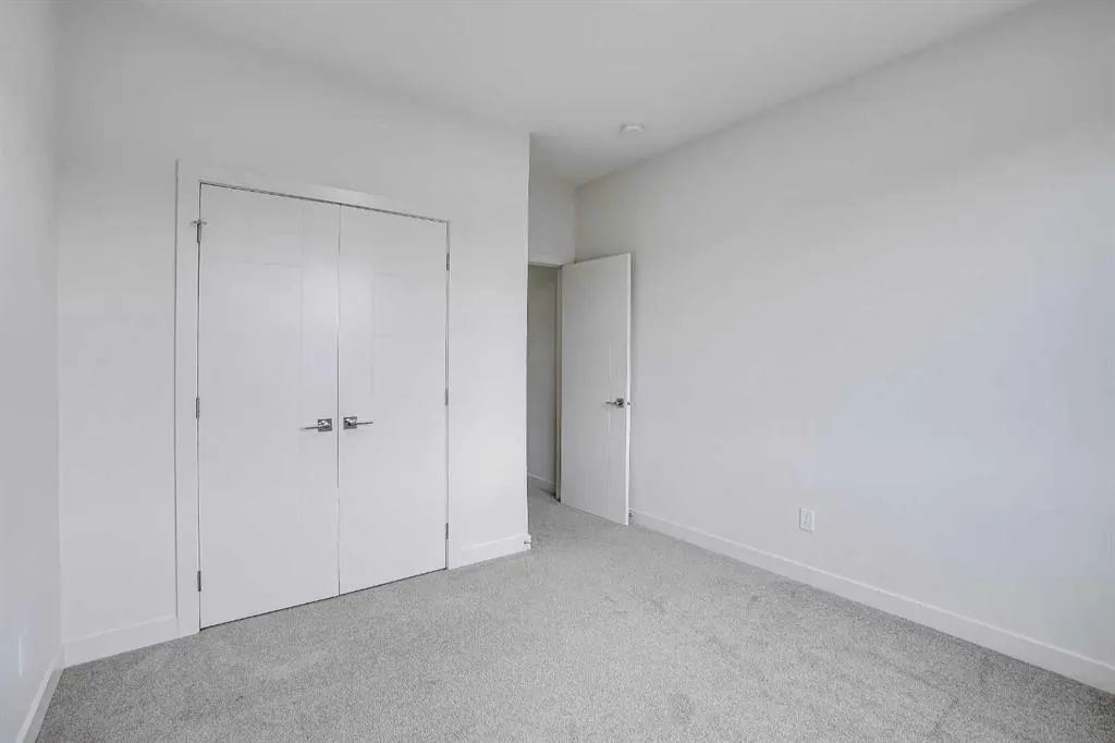 116 Saddlestone Heath NE, #106